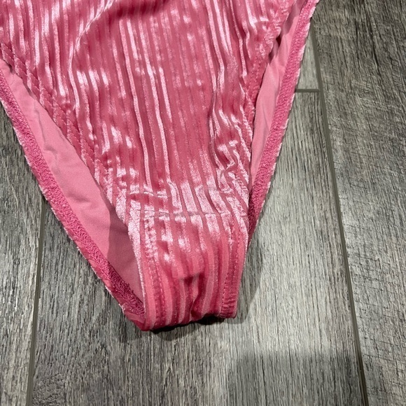 Dippin Daisys Pink High Cut Bikini Bottoms - Picture 3 of 11